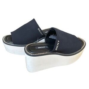 DKNY Sandals Mules Black & White Slip On Chunky Beachy Vacation Size 8